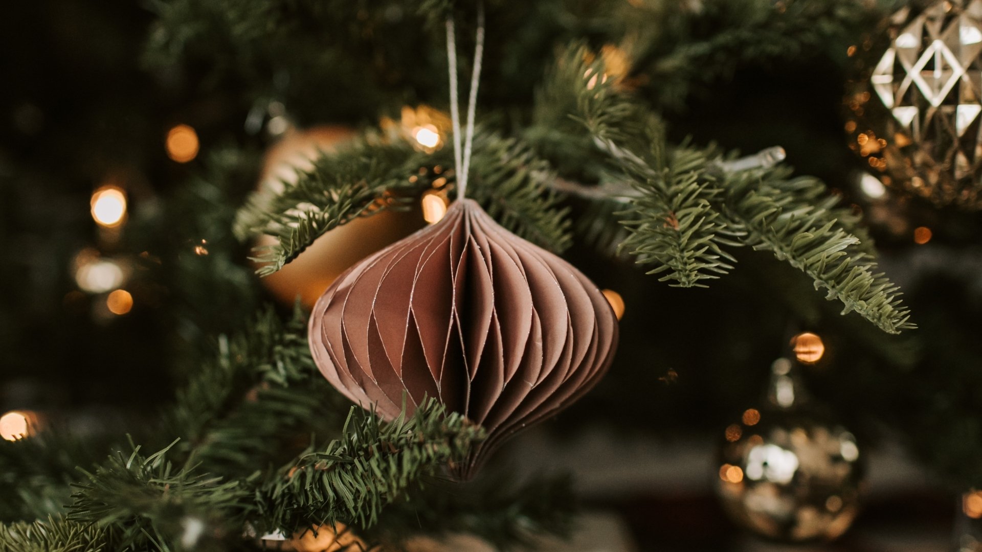 Frøken Ovidia lager jul